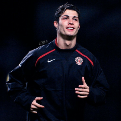 足球报：海港有意杨希，徐彬留洋仍存不确定，西海岸资金有困（《足球报》：海港看中杨希，徐彬留洋前景未明，西海岸资金承压）