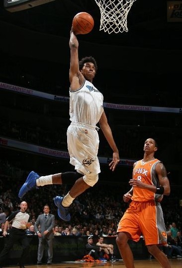 跟队：阿拉巴今天完成大部分团队训练，明天可进入大名单（随队报道：阿拉巴今日完成大部分合练，明日可进入大名单）