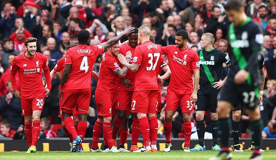 亚足联官网：上海海港卫冕中超冠军，却在亚洲赛场举步维艰（亚足联官网：上海海港再夺中超桂冠，亚洲赛场步履维艰）