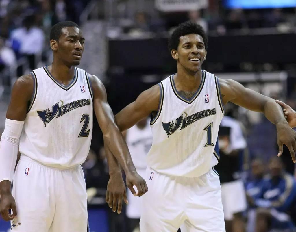 会员大会上施洛特贝克没和凯尔握手，记者：相关人员说没矛盾（会员大会上施洛特贝克未与凯尔握手，记者称相关人士表示双方无矛盾）