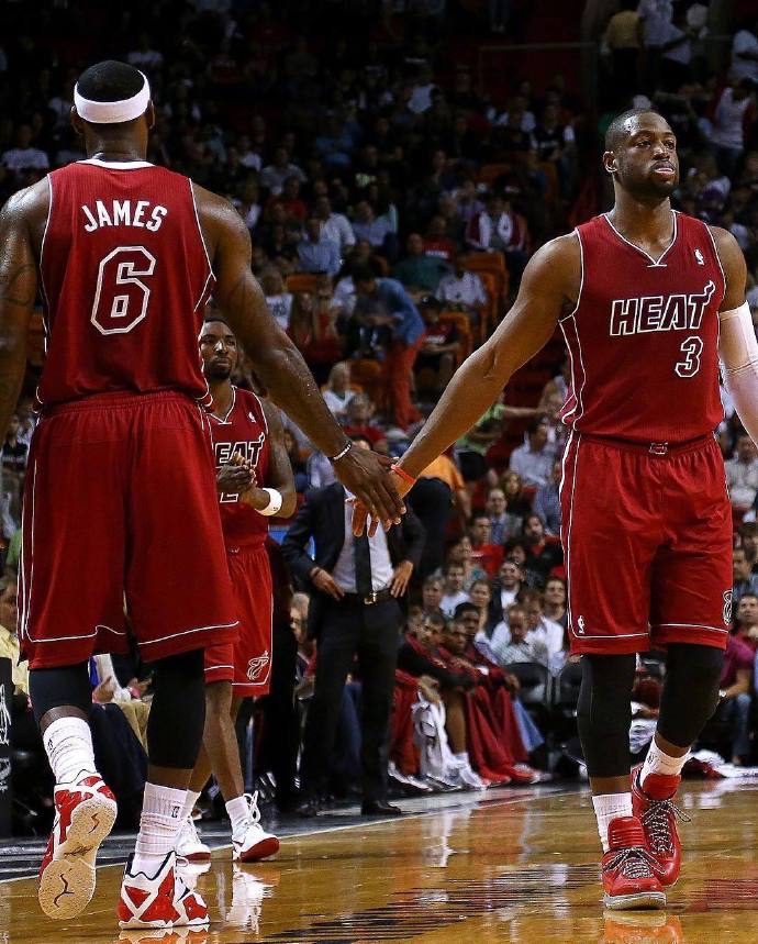 122-110！杨瀚森2分1篮板1助攻1封盖，开拓者客胜骑士结束3连败（开拓者122-110客场擒骑士，杨瀚森2分1板1助1帽，球队止住三连败）