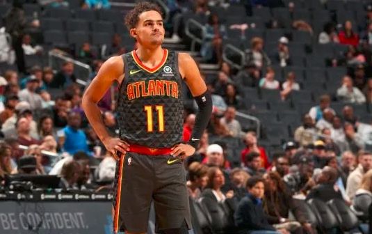 欧冠球员表现评析：C罗连续进球,（欧冠球员表现点评：C罗连场建功）