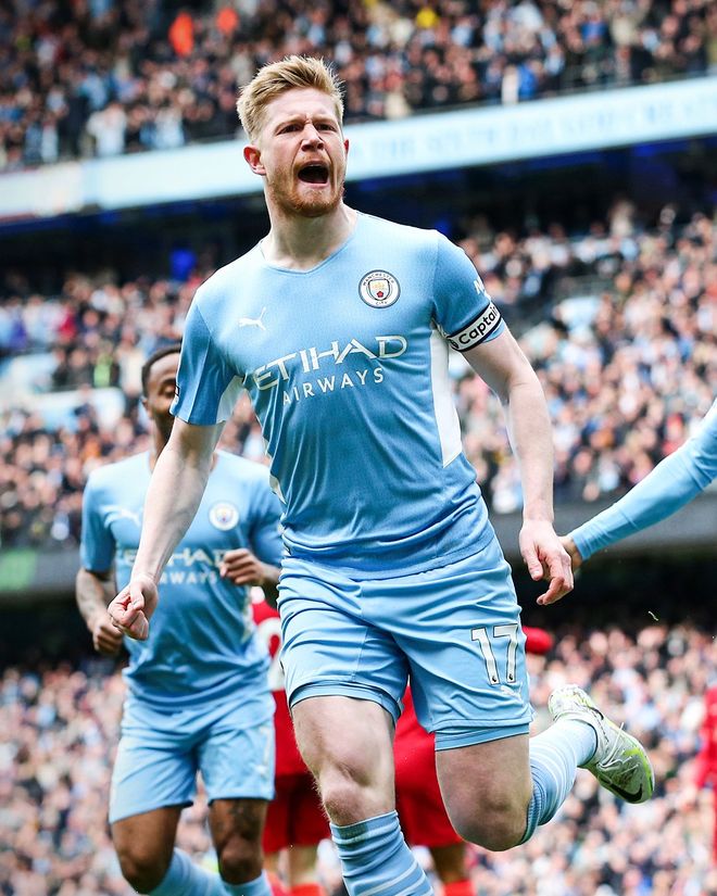 笑一笑呗!奥利塞当选全场最佳球员，赛后自拍一脸严肃（奥利塞荣膺全场最佳，赛后自拍面无表情，笑一个？）